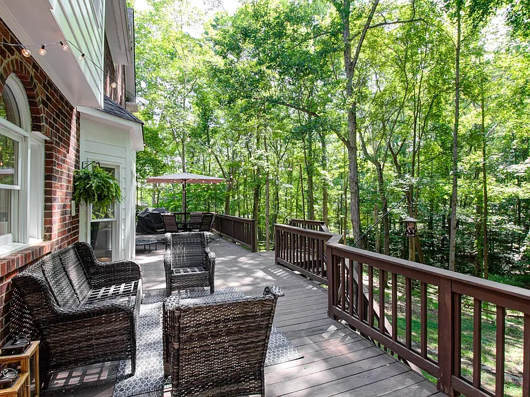 1315 Lake Point Dr — Photo 56