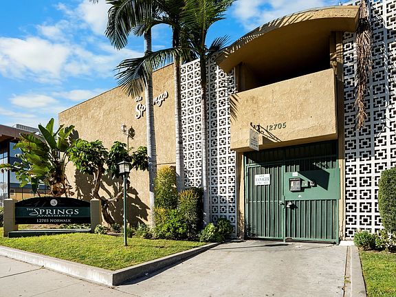 2nd image of 12705 Norwalk Blvd APT 9