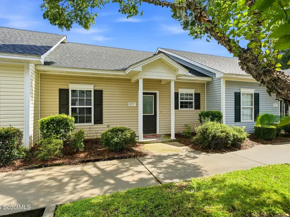 457 Moss Creek Ln, Brunswick, GA 31520