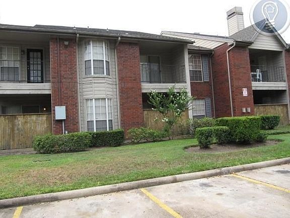 5th image of 8110 Creekbend Dr APT 121