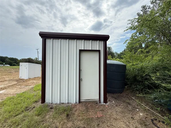 4724 E University Dr, Denton, TX 76208