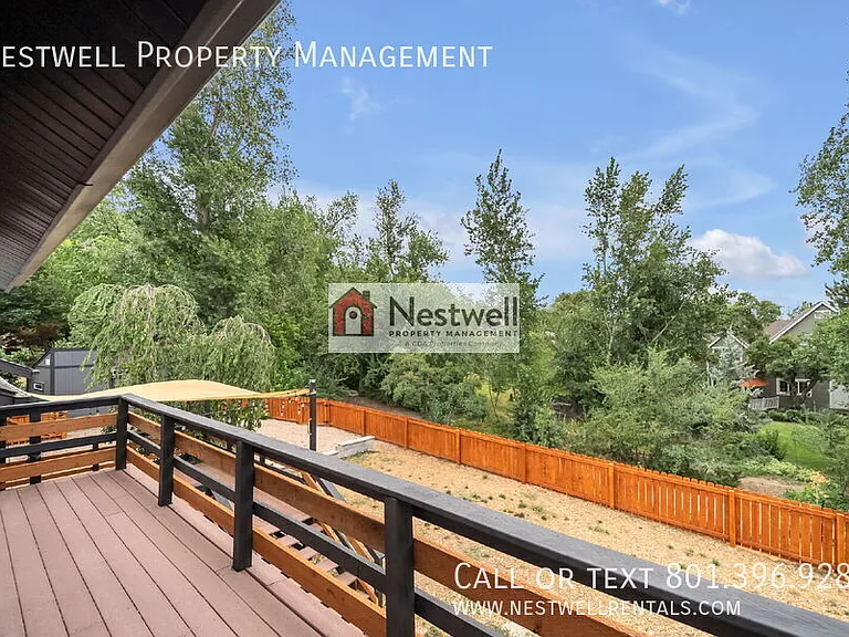 659 W Halifax Ct — Photo 23