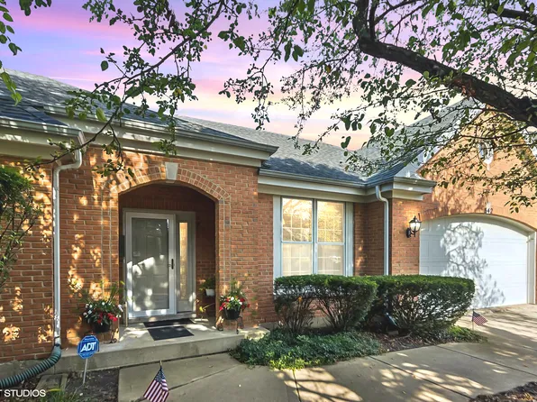 342 Wentworth Ln, Bloomingdale, IL 60108
