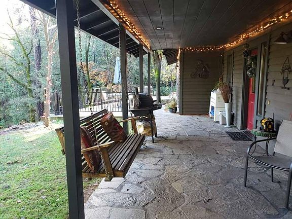 3rd image of 19322 Mountain Meadow Ct