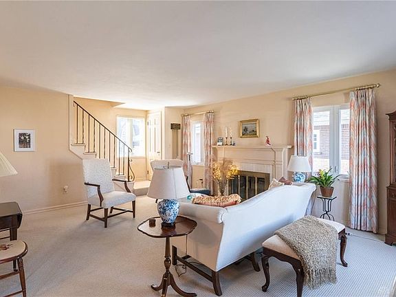 3rd image of 110 Greenmount Blvd