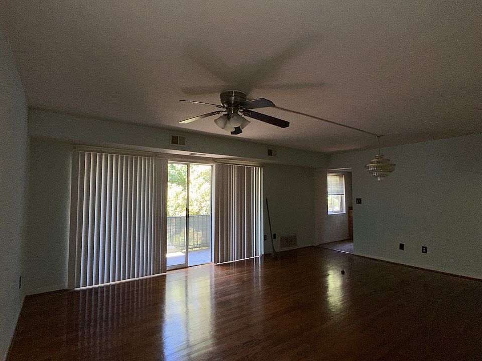 1st image of 1805 William St Unit 106B