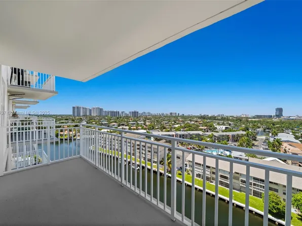 427 Golden Isles Dr APT 12D, Hallandale, FL 33009