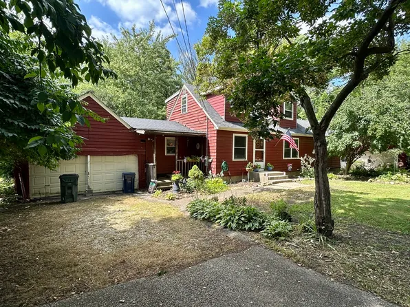 632 Oceola Dr, Algonquin, IL 60102