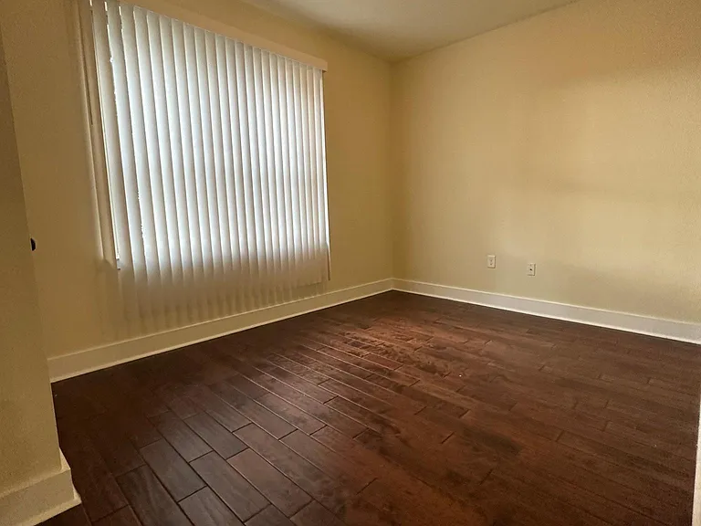 1712 N Gratz St #2 — Photo 31