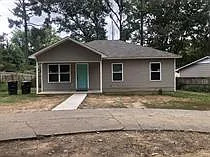 1008 Oneal St — Photo 1