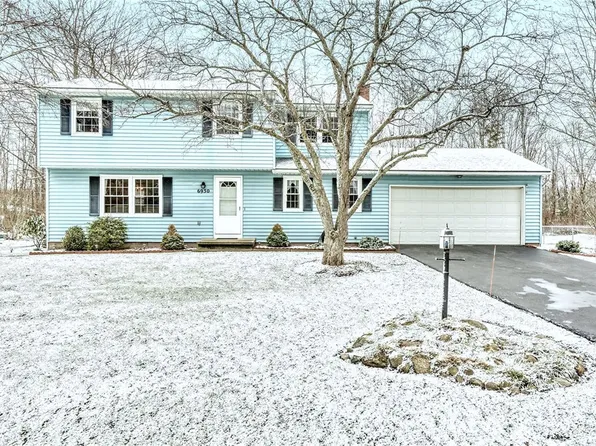 6930 Lakeside Rd, Ontario, NY 14519