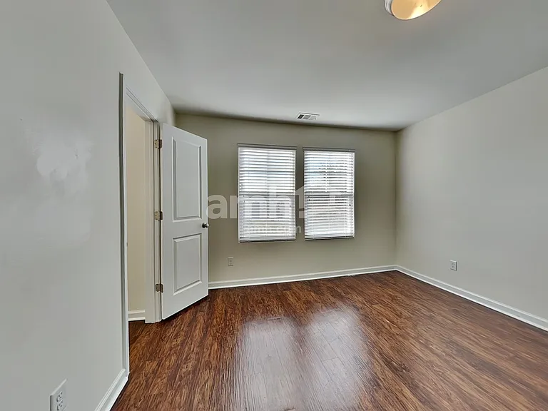 224 Dogwood Cir — Photo 19