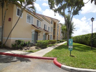 1701 Village Boulevard #208, West Palm Beach, FL, 33409