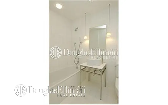 Rented by Douglas Elliman | media 16