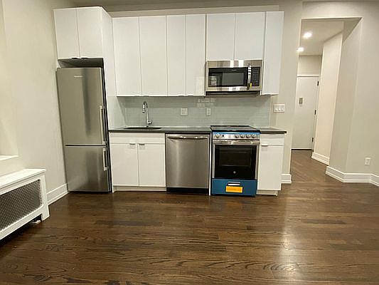 3rd image of 645 Ocean Ave #Ac