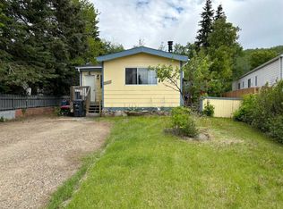 9913 W 80th Ave, Peace River, AB T8S 1A9