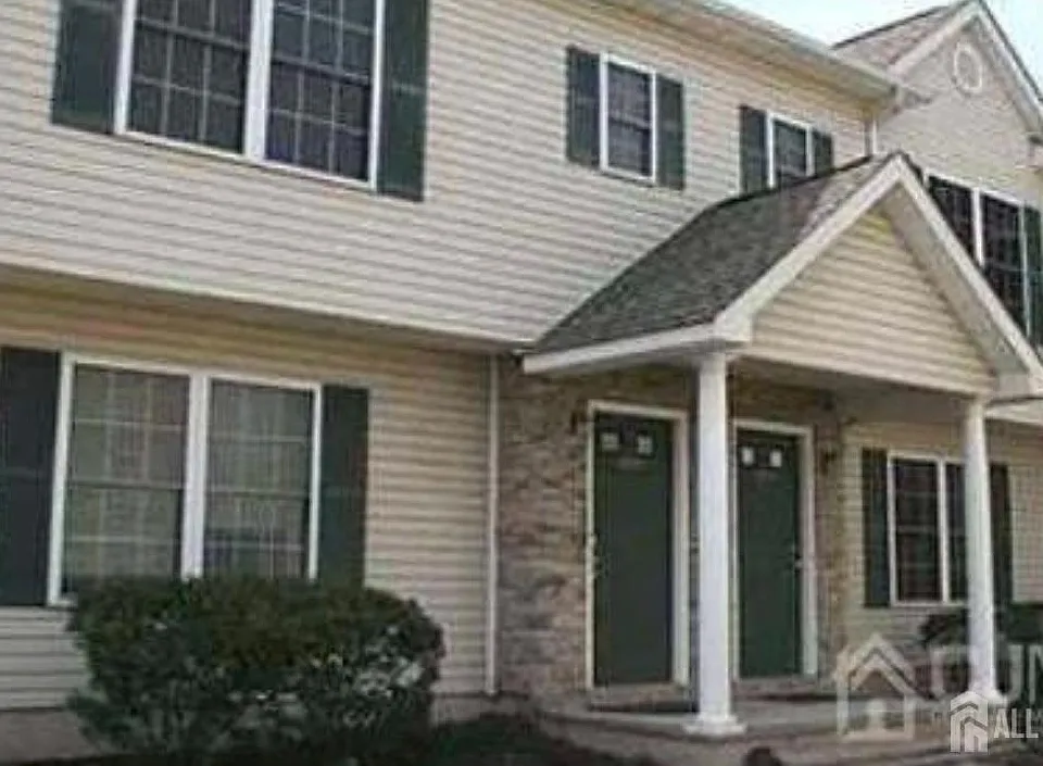 36B-36 Henry St #B