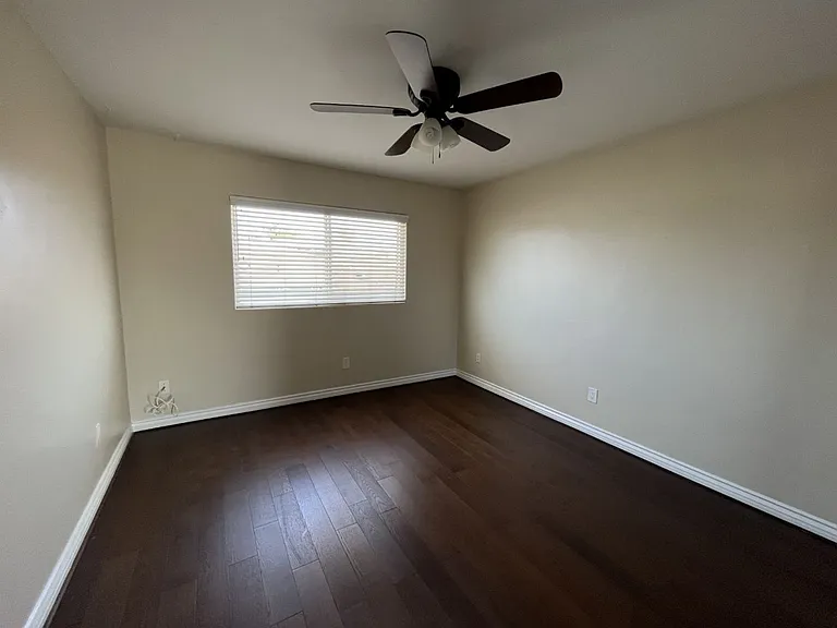 856 Calla Ave — Photo 4
