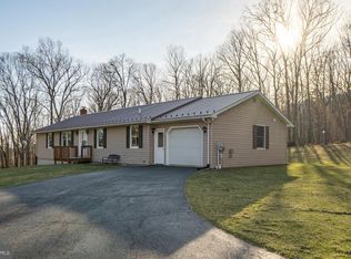 4475 Milo School Rd, Great Cacapon, WV 25422