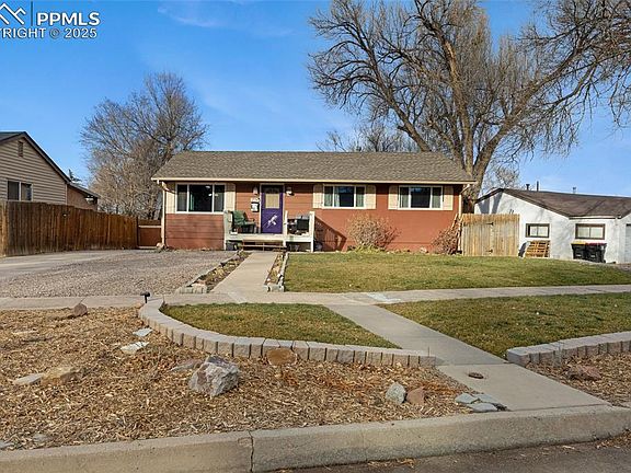 2nd image of 2530 E San Miguel St