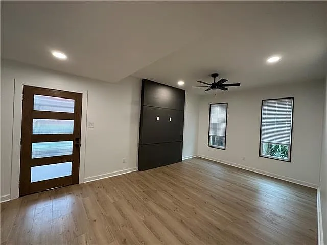 4 bed, 2.0 bath, 1400 sqft, $6,500 — Photo 3