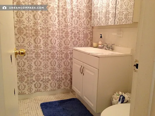 Rented by Compass | media 33