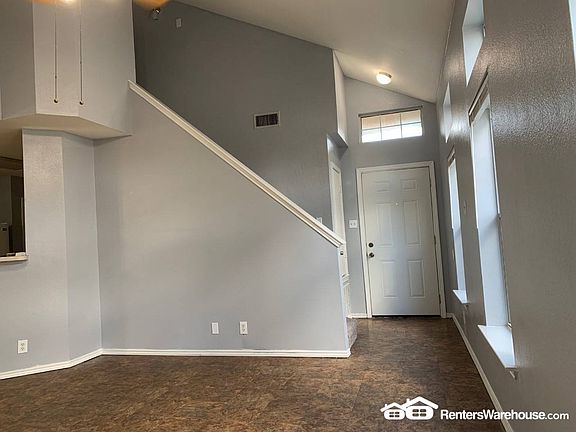 4th image of 6802 Grapevine Lk