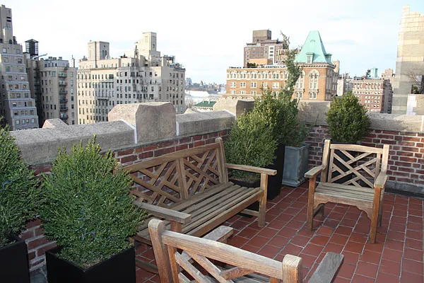 Rented by Maria Buncick Fine Properties, LLC | media 32