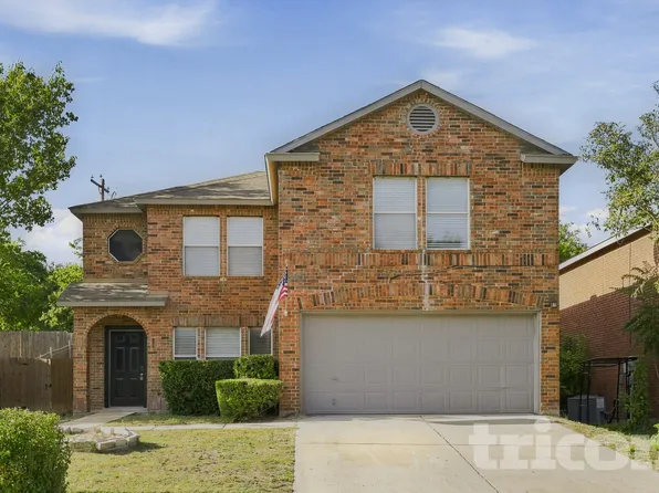 541 Gibson St, Cedar Hill, TX 75104