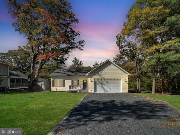 12855 McCready Rd, Lusby, MD 20657