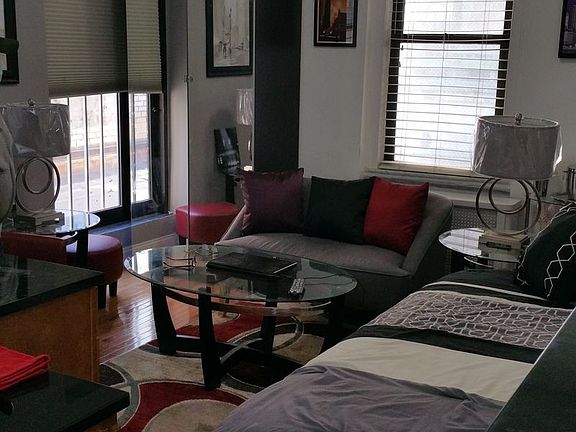 2nd image of 135 E 50th St APT 10A
