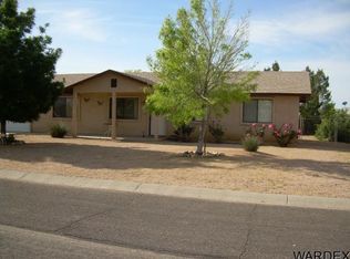 6606 Brook Dr, Golden Valley, AZ 86413