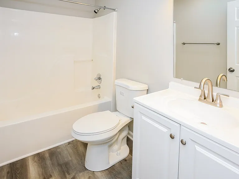 147 Fountain Dr — Photo 15