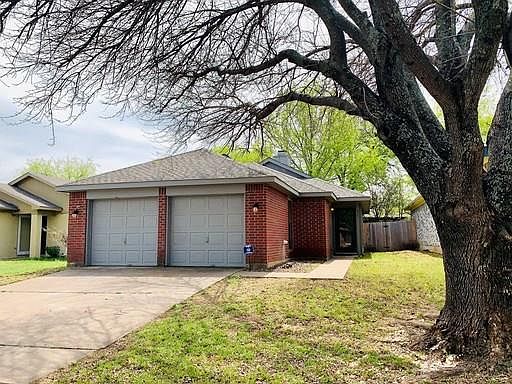 1st image of 2521 Whitehurst Dr