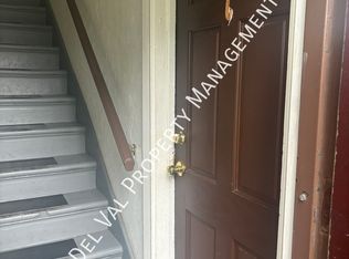 7274 Radbourne Rd APT C, Upper Darby, PA 19082