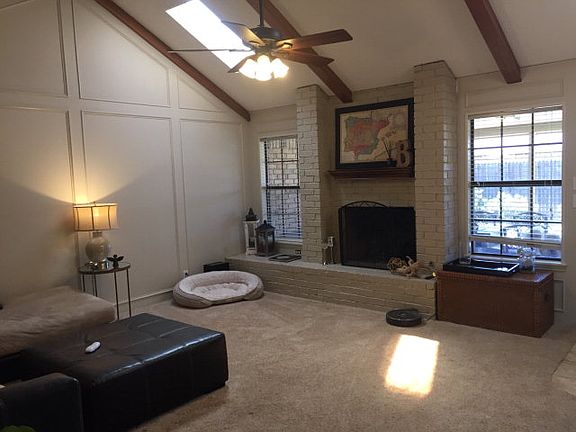 2nd image of 2305 Wydewood Dr