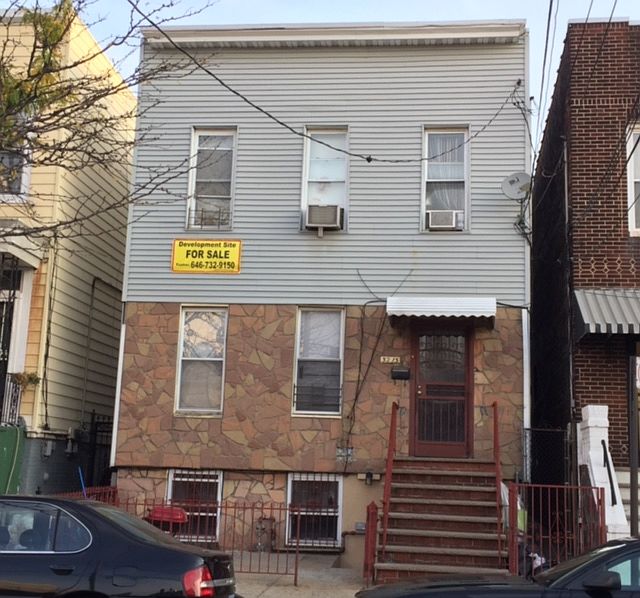1st image of 3215 38th Ave