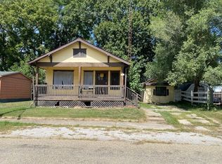 705 W Woodbury St, Danville, IL 61832