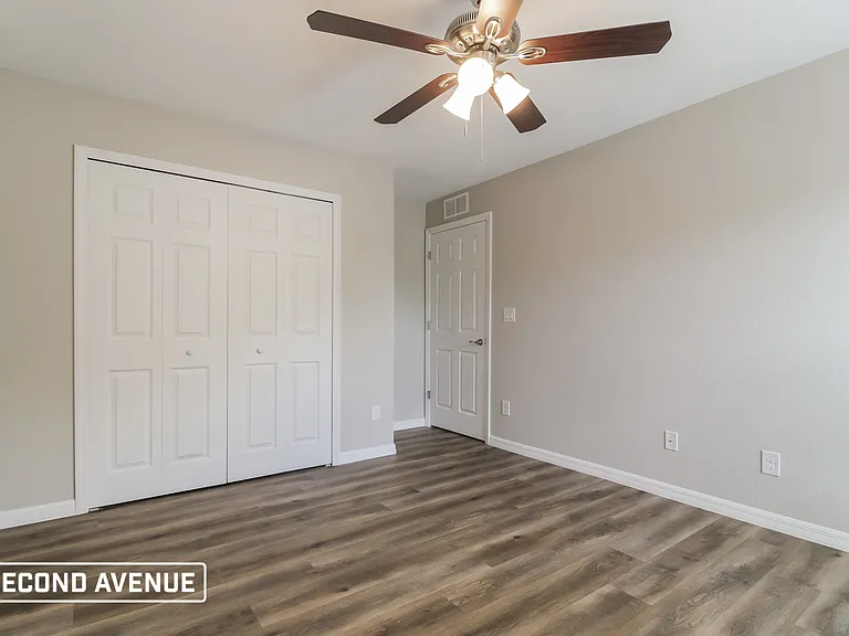 486 Hoffer St — Photo 10