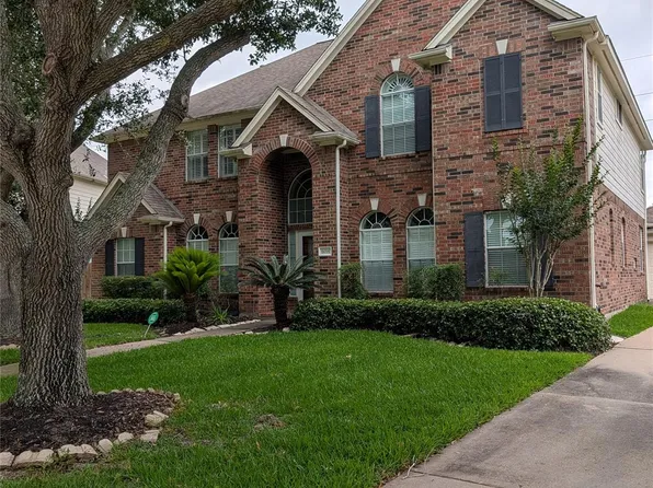 6018 Briar Hill Ct, Sugar Land, TX 77479