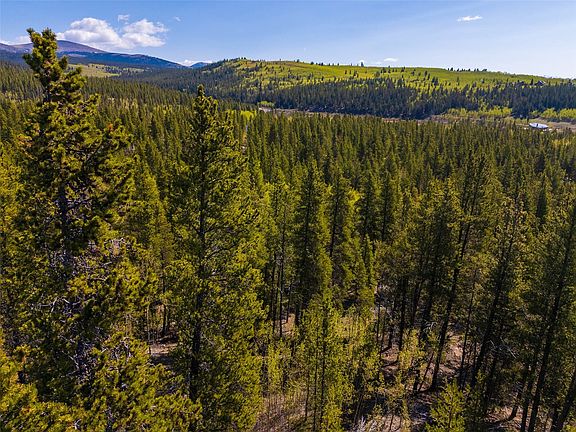 2nd image of 89 Ski Doo Rd