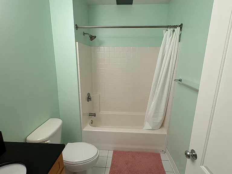 52 Lawrence Dr #314 — Photo 15
