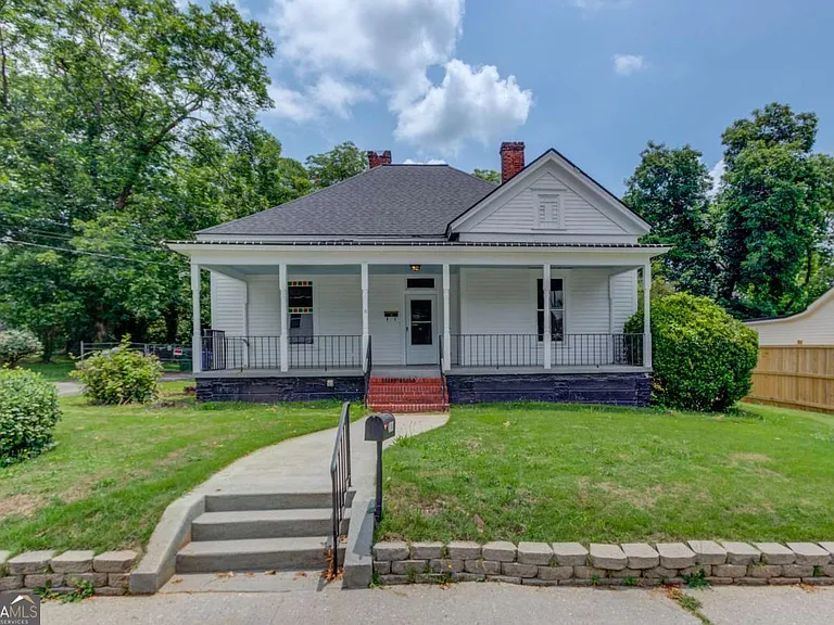 227 Alcovy St — Photo 2