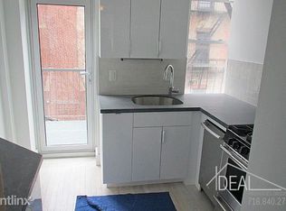 565 Vanderbilt Ave, Brooklyn, NY 11238