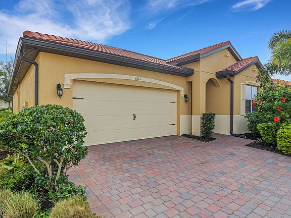 3rd image of 261 Calmar Way