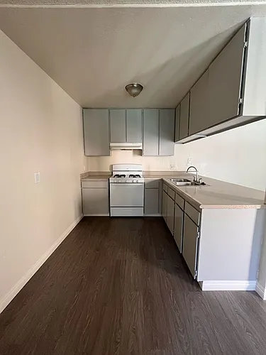 Floor plan 107