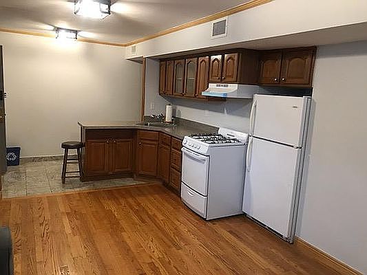 1st image of 3261 Lucerne St Floor 1