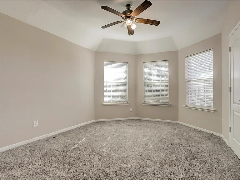 13419 Sunset Bay Ln — Photo 29