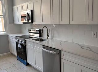 5904 Alma St, Philadelphia, PA 19149