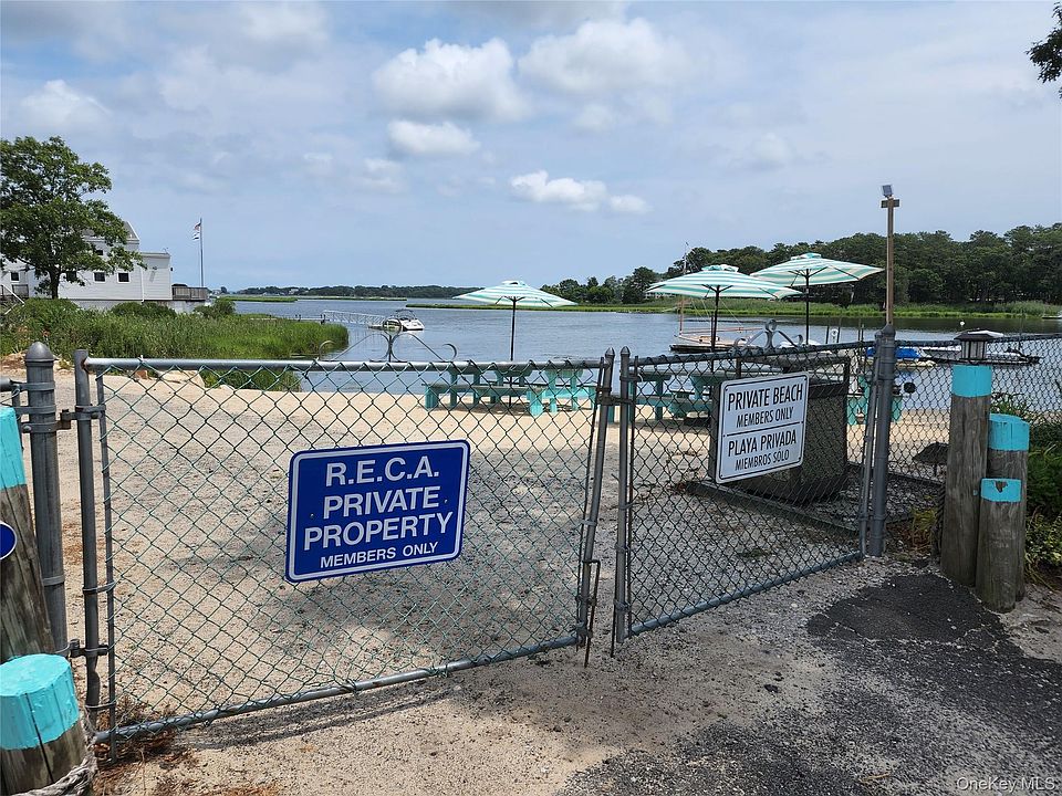 1st image of 100 Reeves Bay Trail
